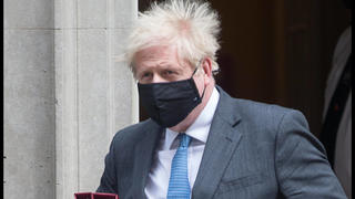  . 28/04/2021. London, United Kingdom. Boris Johnson PMQs. Prime Minister Boris Johnson departs Downing Street for PMQs at the House of Commons. PUBLICATIONxINxGERxSUIxAUTxHUNxONLY xMartynxWheatleyx/xi-Imagesx IIM-22144-0005