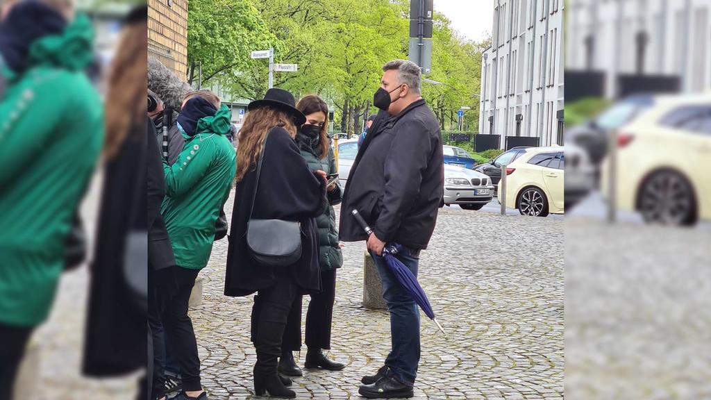 Frank Fussbroich gehört zu den Trauergästen bei Willi Herrens Beerdigung