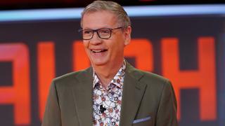 Günther Jauch tritt alleine gegen ein 5-köpfiges prominentes Rate-Team an.Die Verwendung des sendungsbezogenen Materials ist nur mit dem Hinweis und Verlinkung auf TVNOW gestattet.