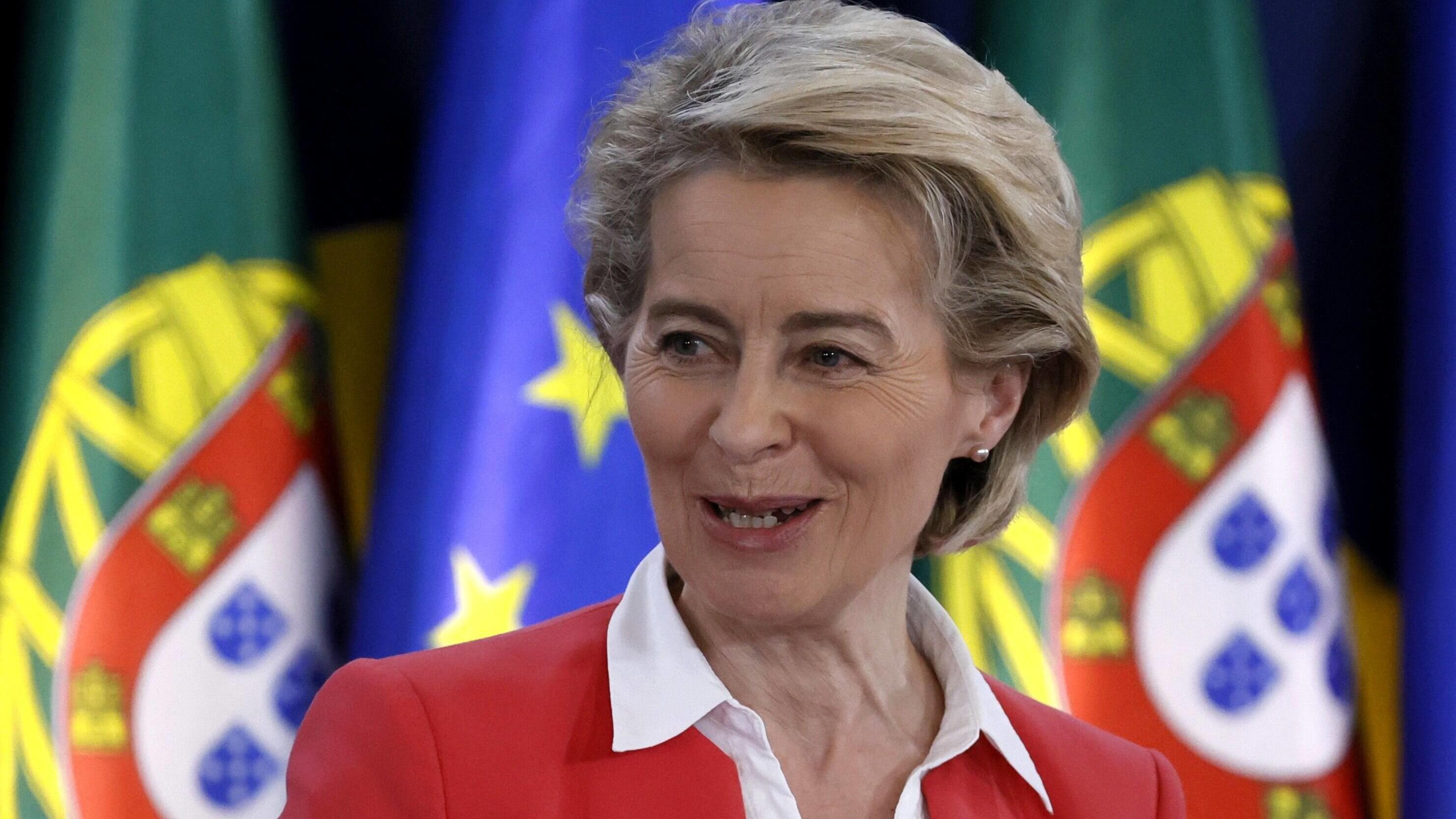  European Commission President Ursula von der Leyen gives a press conference after the European Council meeting during the 2nd day of the EU Social Summit at the Palacio de Cristal in Porto, Portugal, 08 May 2021. European Council meeting ACHTUNG: NU