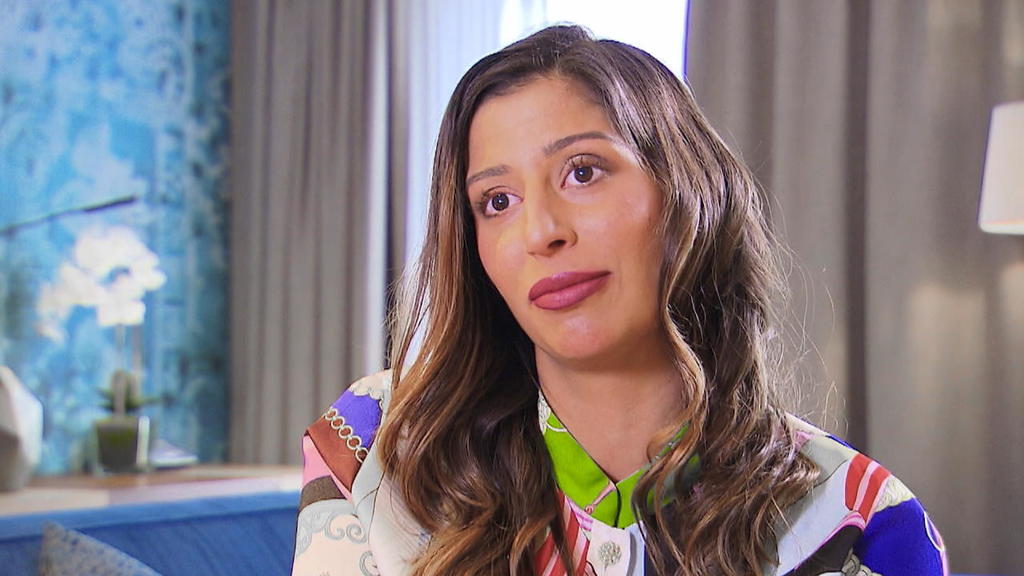 Eva Benetatou deutet im RTL-Interview an, dass ihr Verlobter Chris Broy beim Dreh zu "Kampf der Realitystars" eine Affäre hatte.