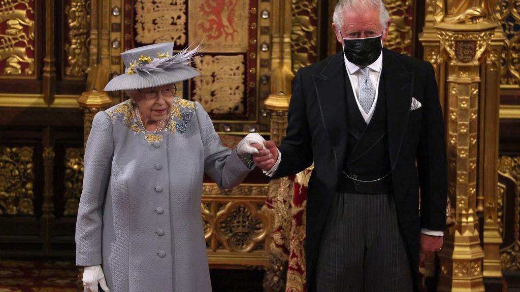 Queen Elizabeth und Prinz Charles
