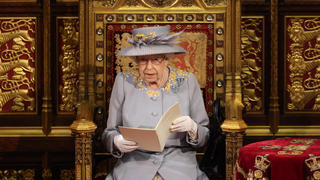  . 11/05/2021. London, United Kingdom. Queen Elizabeth II and Prince Charles, Prince of Wales at the State Opening of Parliament in London. PUBLICATIONxINxGERxSUIxAUTxHUNxONLY xPoolx/xi-Imagesx IIM-22165-0002