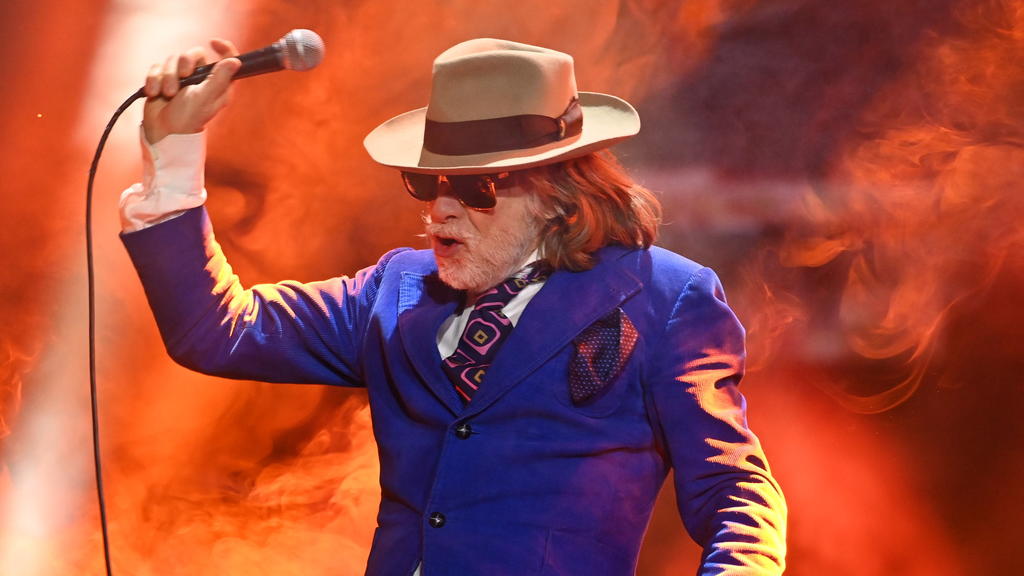 Helge Schneider gibt bei "Free ESC" den Udo Lindenberg
