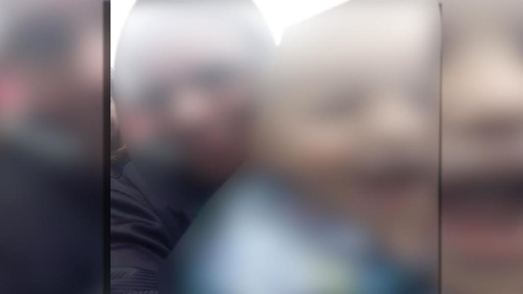 Mutter (35) und Sohn (4) zeigten sich auf Facebook-Fotos glücklich.