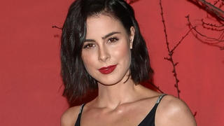 ARCHIV - 21.02.2020, Berlin: Die Sängerin Lena Meyer-Landrut bei der Eröffnung der L'Oreal Paris Bar Room No. 311 während der 70. Berlinale in der Alten Münze. Mit einem Video bei Instagram hat sich Sängerin zurückgemeldet. (zu dpa "Lena Meyer-Landrut meldet sich mit Video zurück") Foto: Jens Kalaene/dpa-Zentralbild/dpa +++ dpa-Bildfunk +++