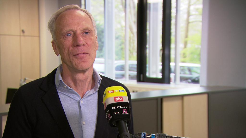 Ingo Froböse, Sportwissenschaftler an der Deutschen Sporthochschule Köln, im RTL-Interview
