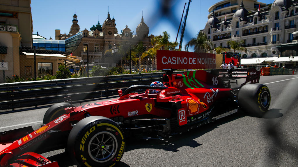 Formel 1 In Monaco Max Verstappen Und Lewis Hamilton Staunen Uber Ferrari