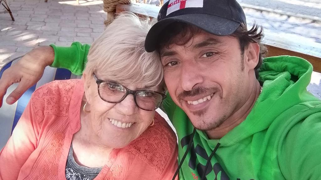 Iris (81) und Mohamed (36)