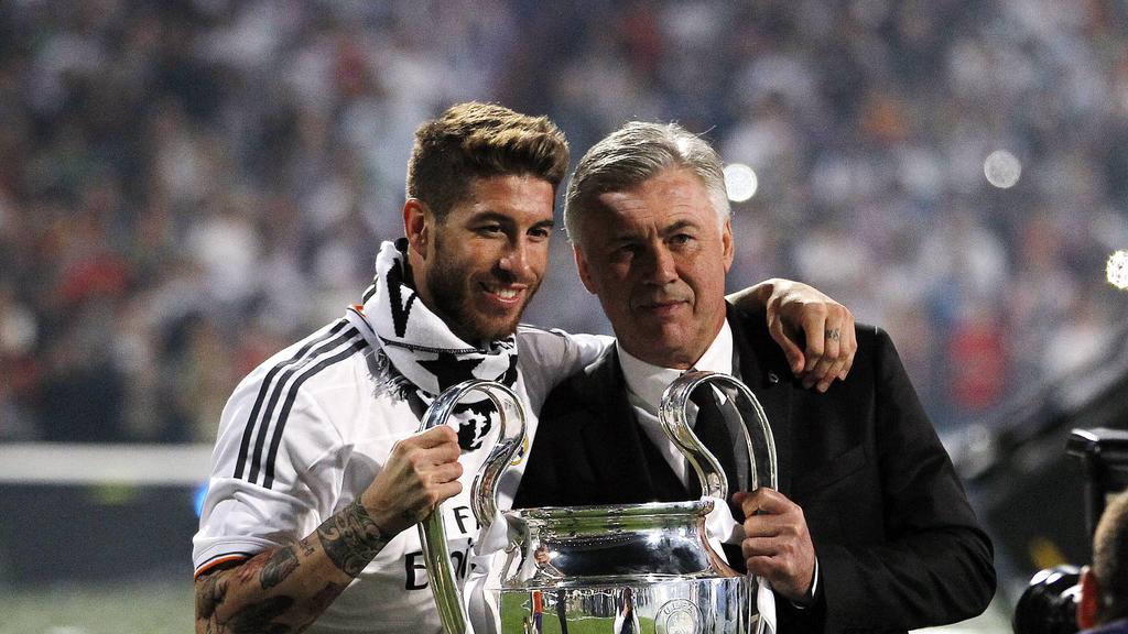 Real Madrid team celebrates after winning the Champions League at Bernabeu. In this picture, Sergio Ramos and Carlo Ancelotti. xFOTOxCHEMAxREYx PUBLICATIONxINxGERxAUTxHUNxONLYReal Madrid team Celebrates After Winning The Champions League AT Bernabeu