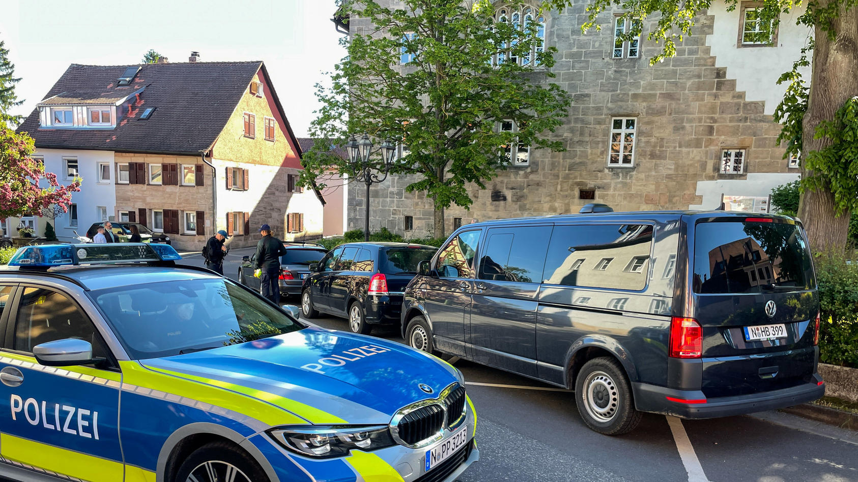 Langenzenn: Neugeborenes auf Wiese gefunden