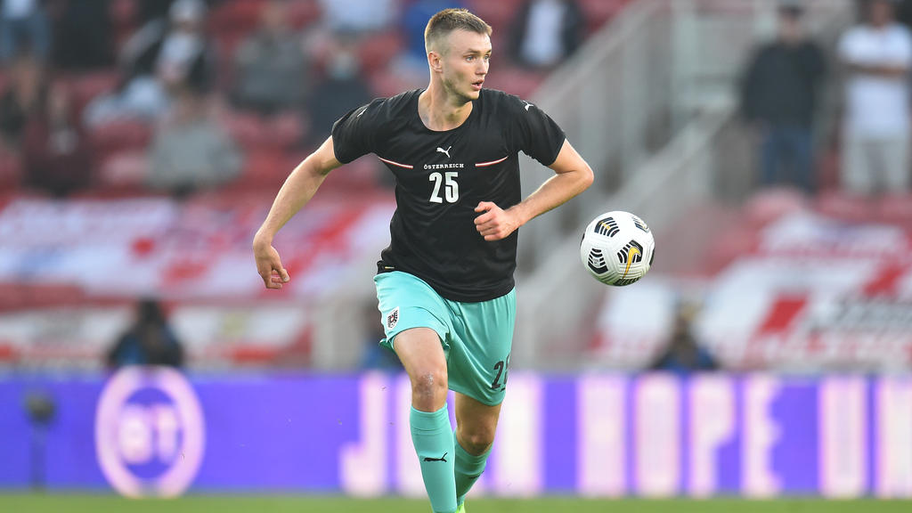 MIDDLESBROUGH, ENGLAND - JUNE 02: Sasa Kalajdzic of Austria controls the ball during the international friendly match between England and Austria at Riverside Stadium on June 02, 2021 in Middlesbrough, England. (Photo by Peter Powell - Pool/Getty Ima