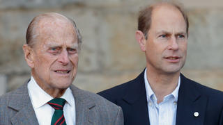 Prinz Edward spricht über seinen verstorbenen Vater Prinz Philip