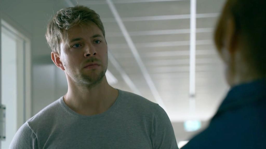 Toni trifft ein letztes Mal auf Bastian in GZSZ-Folge 7284.