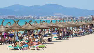  Playa de Palma auf Mallorca im zweiten Jahr der Corona-Pandemie Frühsommer 2021 -Playa de Palma auf Mallorca im zweiten Jahr der Corona-Pandemie Frühsommer 2021 -, Mallorca Balearische Inseln Spanien Playa de Palma *** Playa de Palma in Mallorca in the second year of the Corona pandemic early summer 2021 Playa de Palma in Mallorca in the second year of the Corona pandemic early summer 2021 , Majorca Balearic Islands Spain Playa de Palma