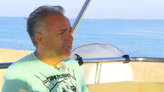 Tim Toupet auf seinem Boot auf Mallorca