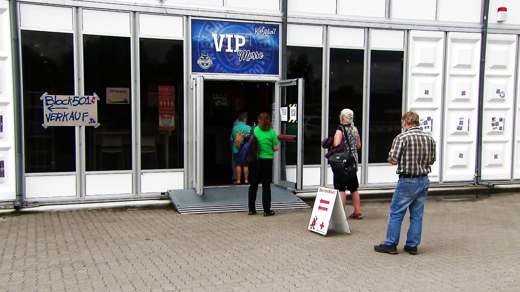 Im Holstein-Stadion in Kiel findet am Donnerstag und Freitag eine große Typisierungsaktion statt.