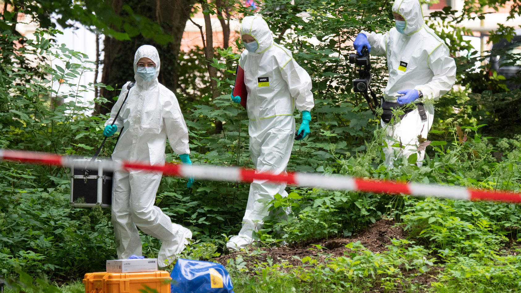 Hannover Passanten Finden Toten Mann Auf Einer Parkbank