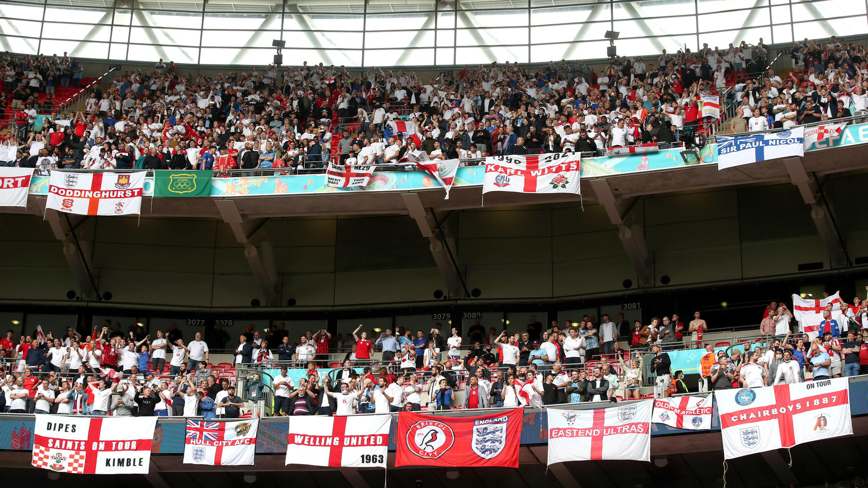 England v Germany - UEFA EURO, EM, Europameisterschaft,Fussball 2020 - Round of 16 - Wembley Stadium England fans show their support during the UEFA Euro 2020 round of 16 match at Wembley Stadium, London. Picture date: Tuesday June 29, 2021. Use subj