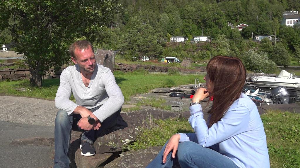 Marcel Gleffe und RTL-Reporterin Anna Hohns