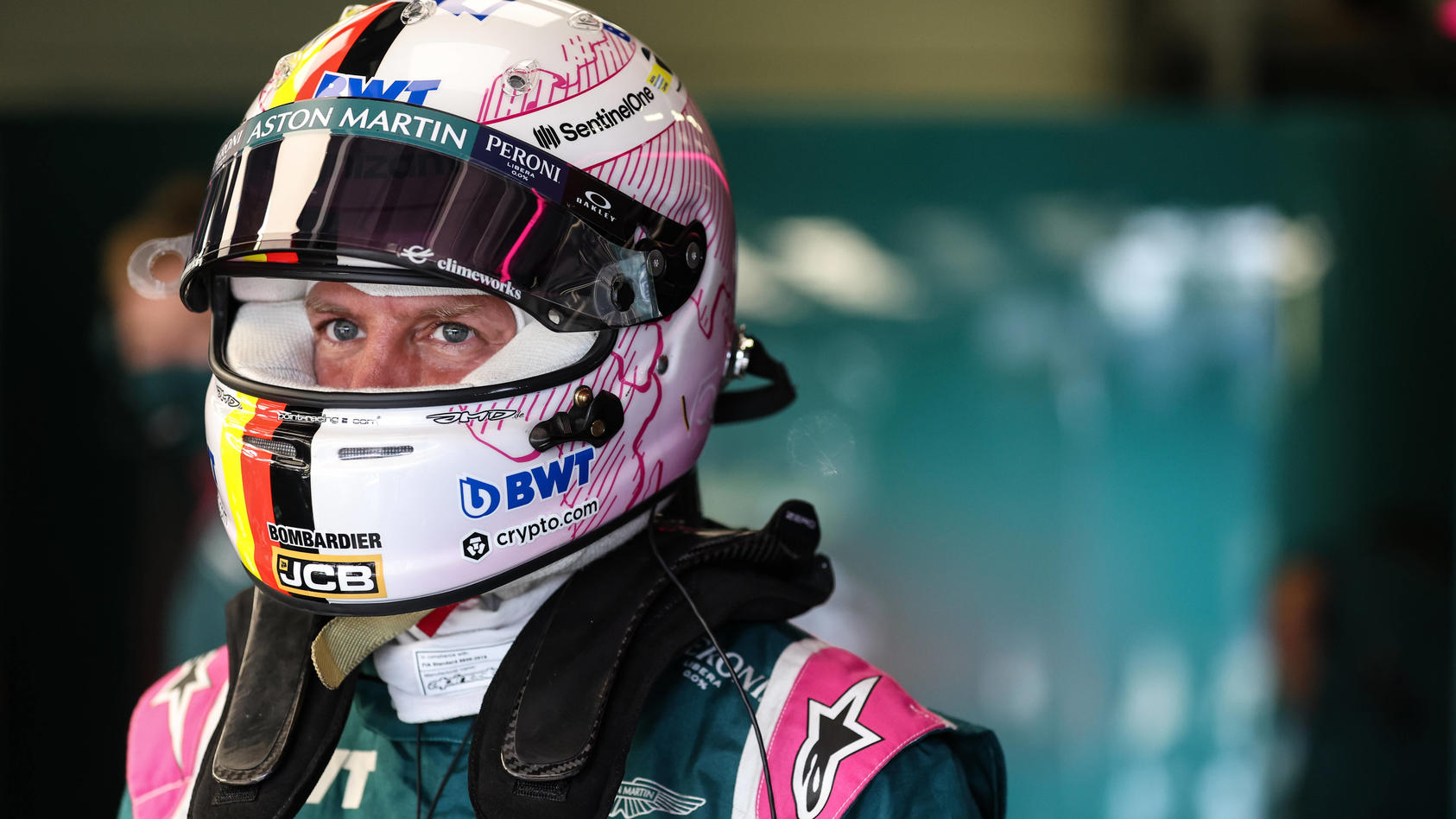  Formula 1 2021: British GP SILVERSTONE CIRCUIT, UNITED KINGDOM - JULY 16: Sebastian Vettel, Aston Martin during the British GP at Silverstone Circuit on Friday July 16, 2021 in Northamptonshire, United Kingdom. Kingdom. PUBLICATIONxINxGERxSUIxAUTxHU