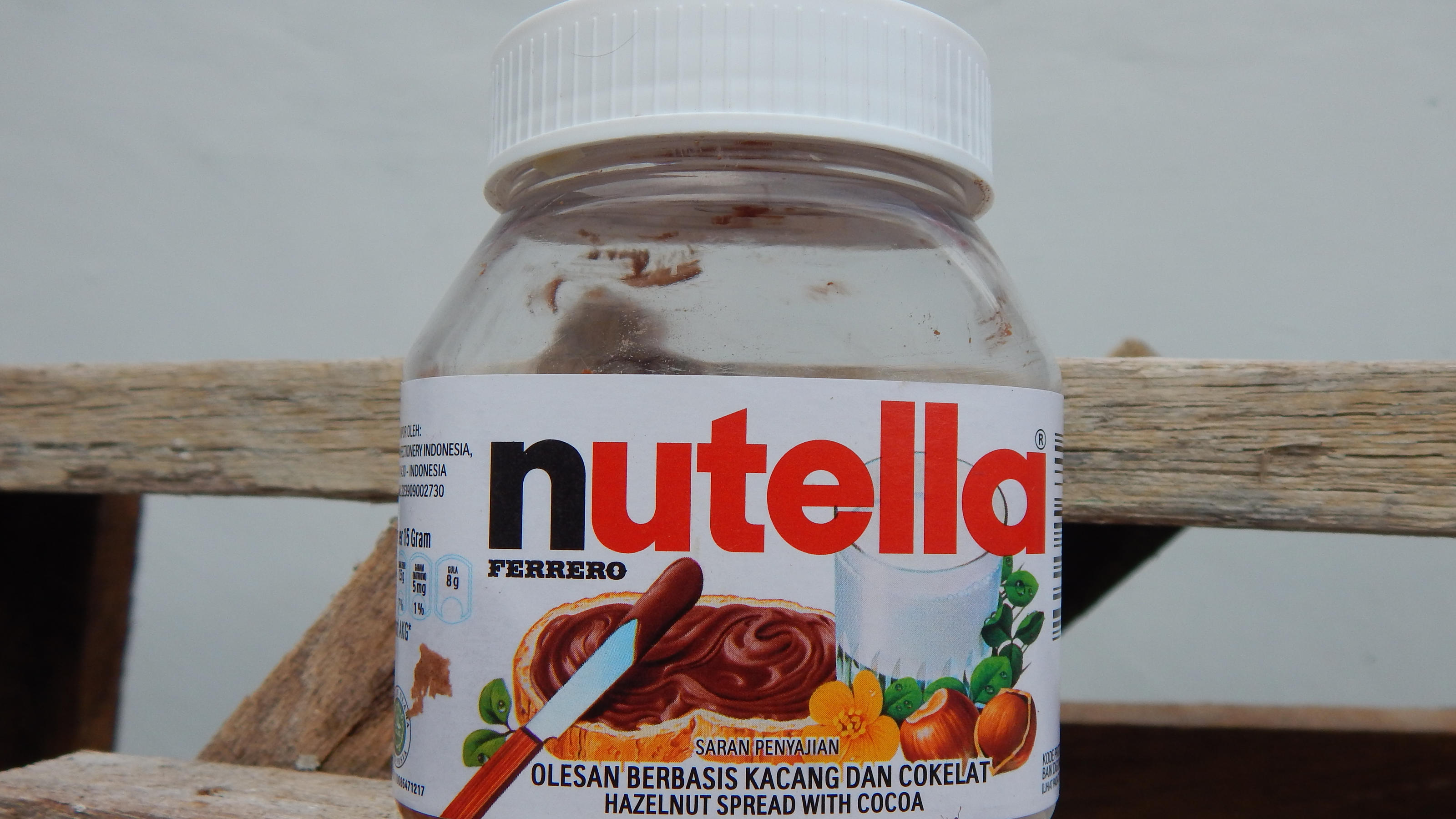 NutellaTrick Wie Sie auch den letzten Rest aus dem Glas bekommen