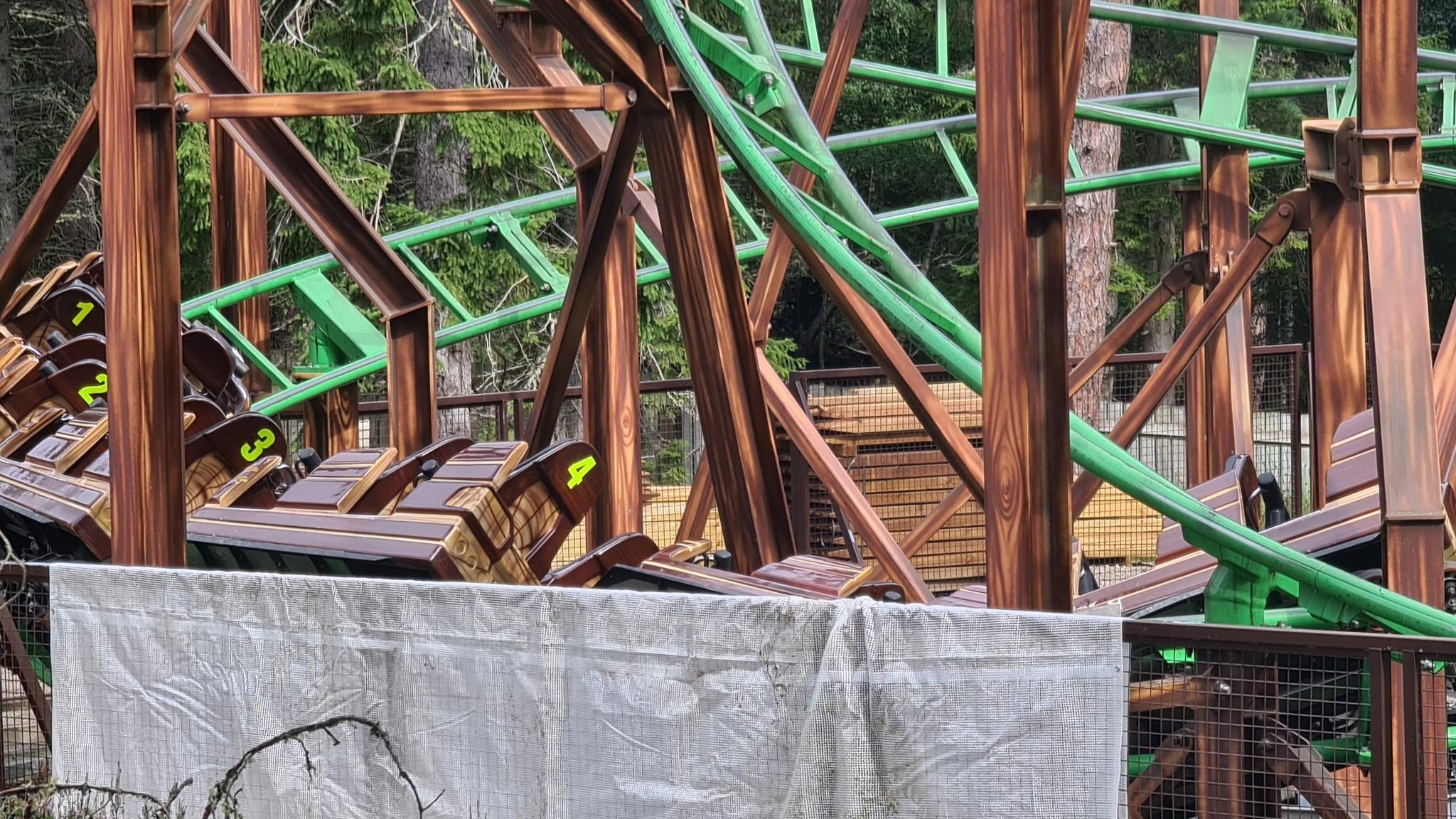 Schottland: Verletzte bei Achterbahn-Entgleisung im Freizeitpark