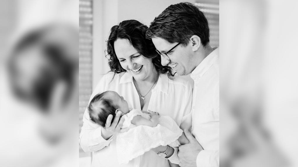 Nach Monaten im Krankenhaus kann Familie Küpers endlich nach Hause, doch Melina braucht medizinische Betreuung.