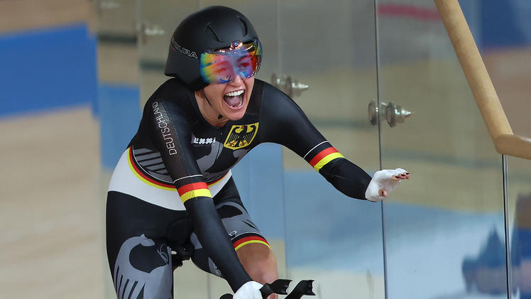 Denise Schindler Paralympics . Paralympics 2021: Denise Schindler durchbricht "magische ...