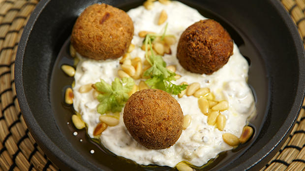 Die Falafel kommt eigentlich aus dem vorderasiatischen Raum.