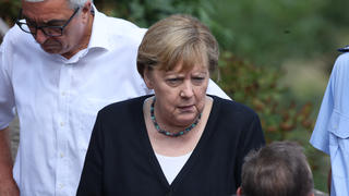Kanzlerin Angela Merkel bei ihrem letzten Besuch im Ahrtal am 18. Juli 2021.