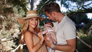 Fliegen nach Deutschland: Jessica Paszka und Johannes Haller mit Baby Hailey