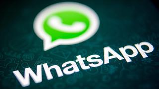 Hamburg,, 8. Dezember 2017 - WhatsApp auf einem iPhone *** Hamburg 8 December 2017 WhatsApp on an iPhone PUBLICATIONxINxGERxSUIxAUTxHUNxONLY  