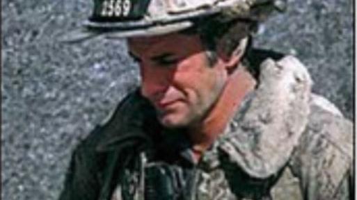 John Morabito am Ground Zero, die Verzweiflung ist dem FDNY-Feuerwehrmann ins Gesicht geschrieben.
