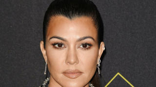 Kourtney Kardashians Tochter bekommt Schlagzeugunterricht von Travis Barker