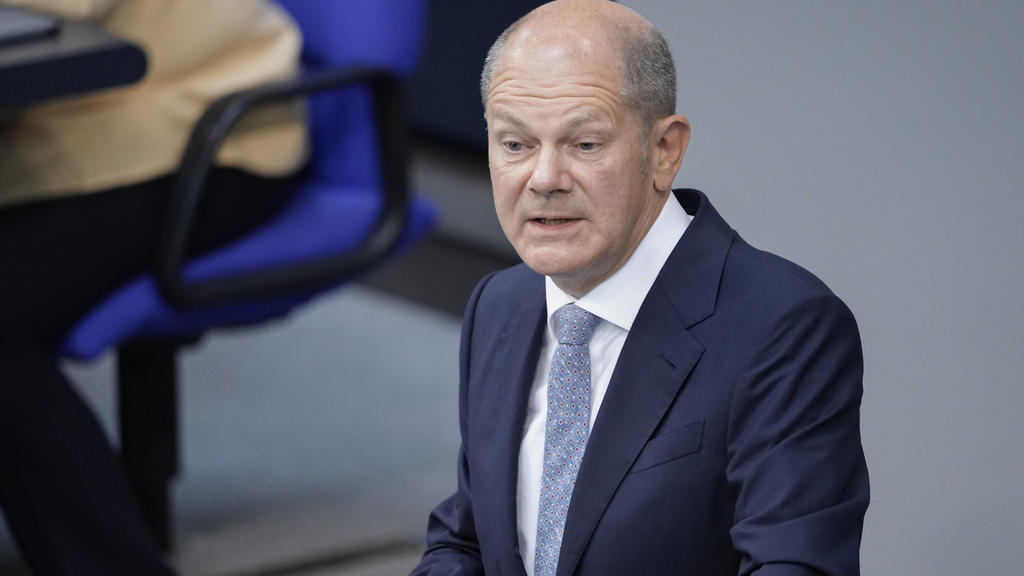 239. Bundestagssitzung und Debatte Aktuell, 07.09.2021, Berlin, Olaf Scholz der Bundesfinanzminister Bundesminister der Finanzen im Portrait bei seiner Rede zum Thema Vereinbarte Debatte zur Situation in Deutschland bei der 238. Sitzung des Deutsche