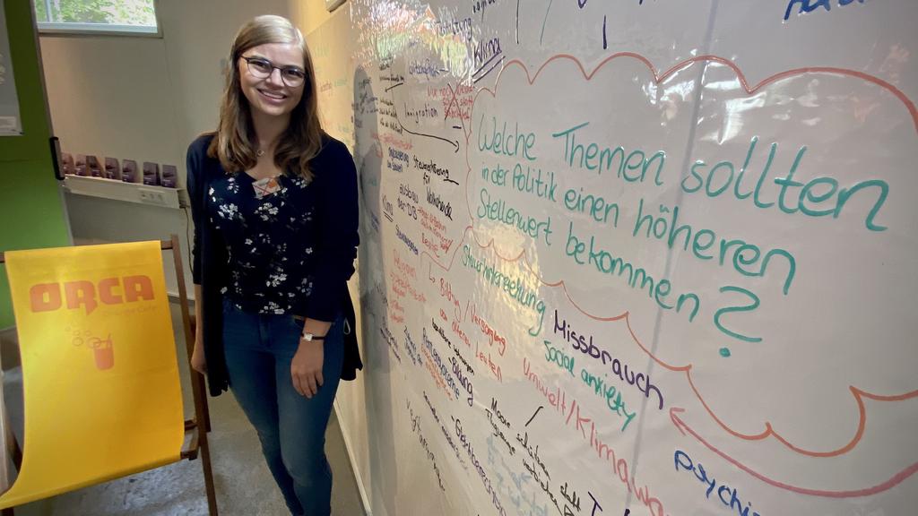 Miriam Grossmann ist Bildungsreferentin in der katholischen Kirche und hat sich den letzten Tagen mit den Kindern und Jugendlichen über politische Themen ausgetauscht.