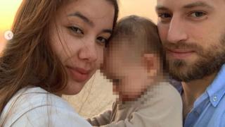 Caroline Crouch und ihre kleine Familie.