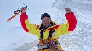 Rustam Nabiev hat den 8000 Metern hohen Mount Manaslu bestiegen. Der Russe hat seit einem schweren Unfall keine Beine mehr.