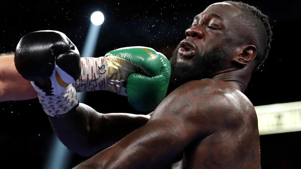 Boxing - Tyson Fury v Deontay Wilder - WBC Heavyweight Title - T-Mobile Arena, Las Vegas, Nevada, U.S. - October 9, 2021 Tyson Fury in action against Deontay Wilder REUTERS/Steve Marcus