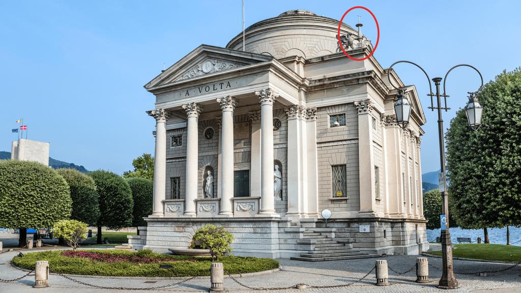 Der Volta Tempel, ein Museum in Como.
