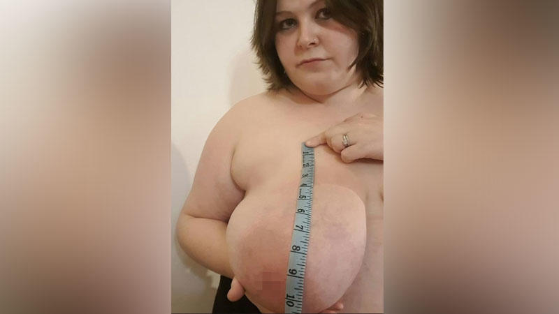 Elizabeth sagt, es sei ein großer Irrglaube, dass große Brüste eine gute Sache seien.