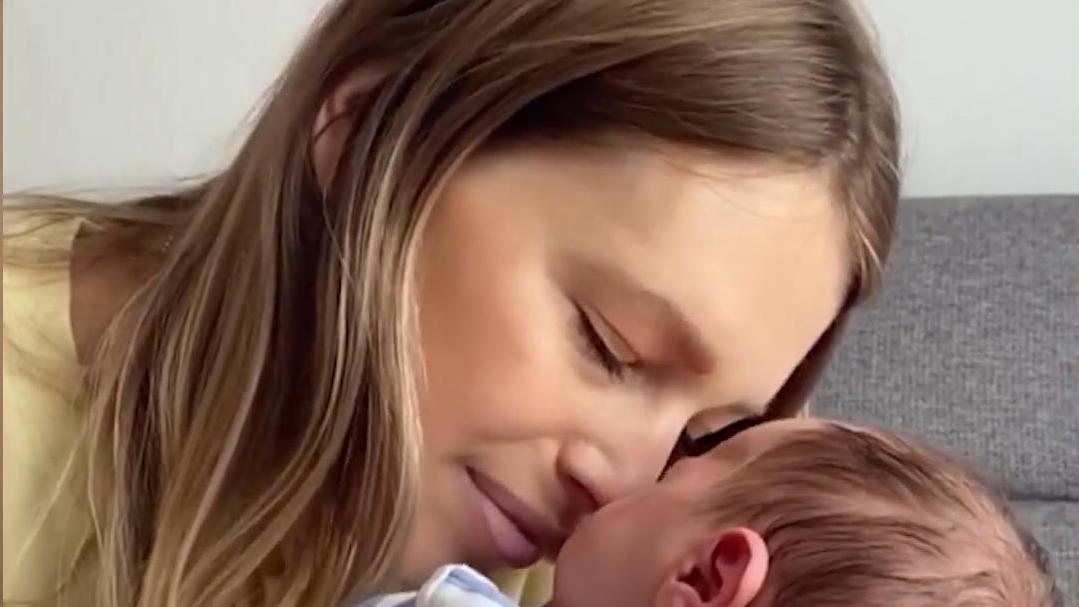 Yvonne Schröder erlebte mit ihrem Baby auf dem Arm einen schrecklichen Sturz.