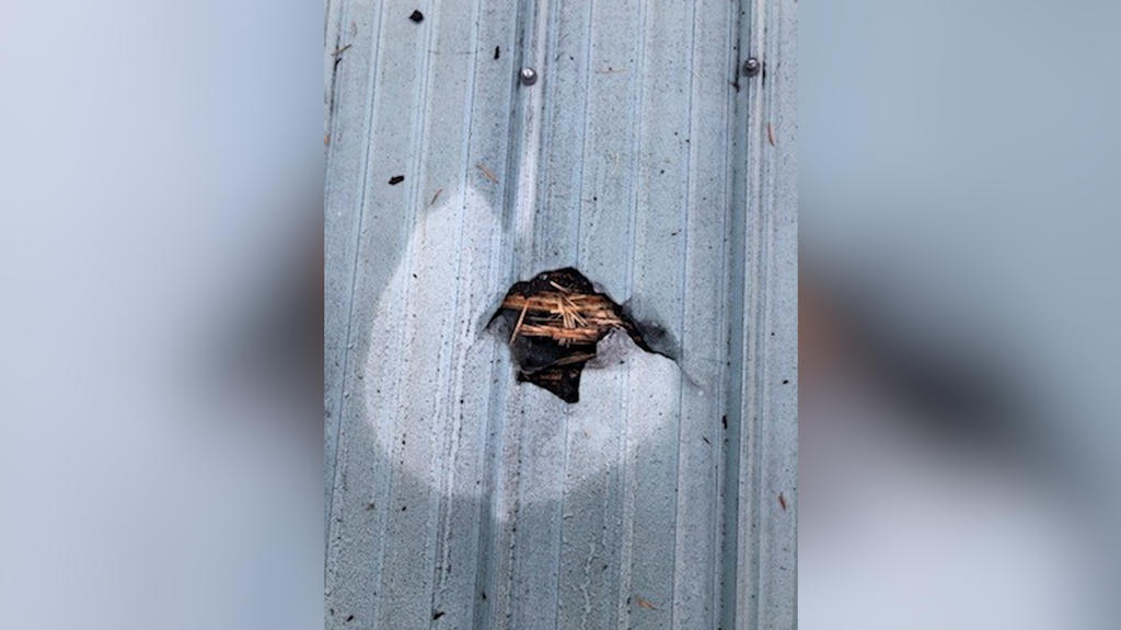 Meteorit, Dach, Kanada,
