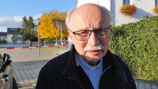 Martin Ramoser eilte zum brennenden Haus, um Trost zu spenden und die Menschen zu unterstützen.