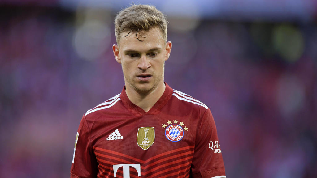 Joshua Kimmich FC Bayern München nachdenklich ***DFL and DFB regulations prohibit any use of photographs as image seque