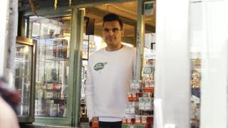 Stefano Zarrella steht plötzlich im Kiosk