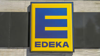Logo, Edeka, Wittenbergplatz, Schöneberg, Berlin, Deutschland