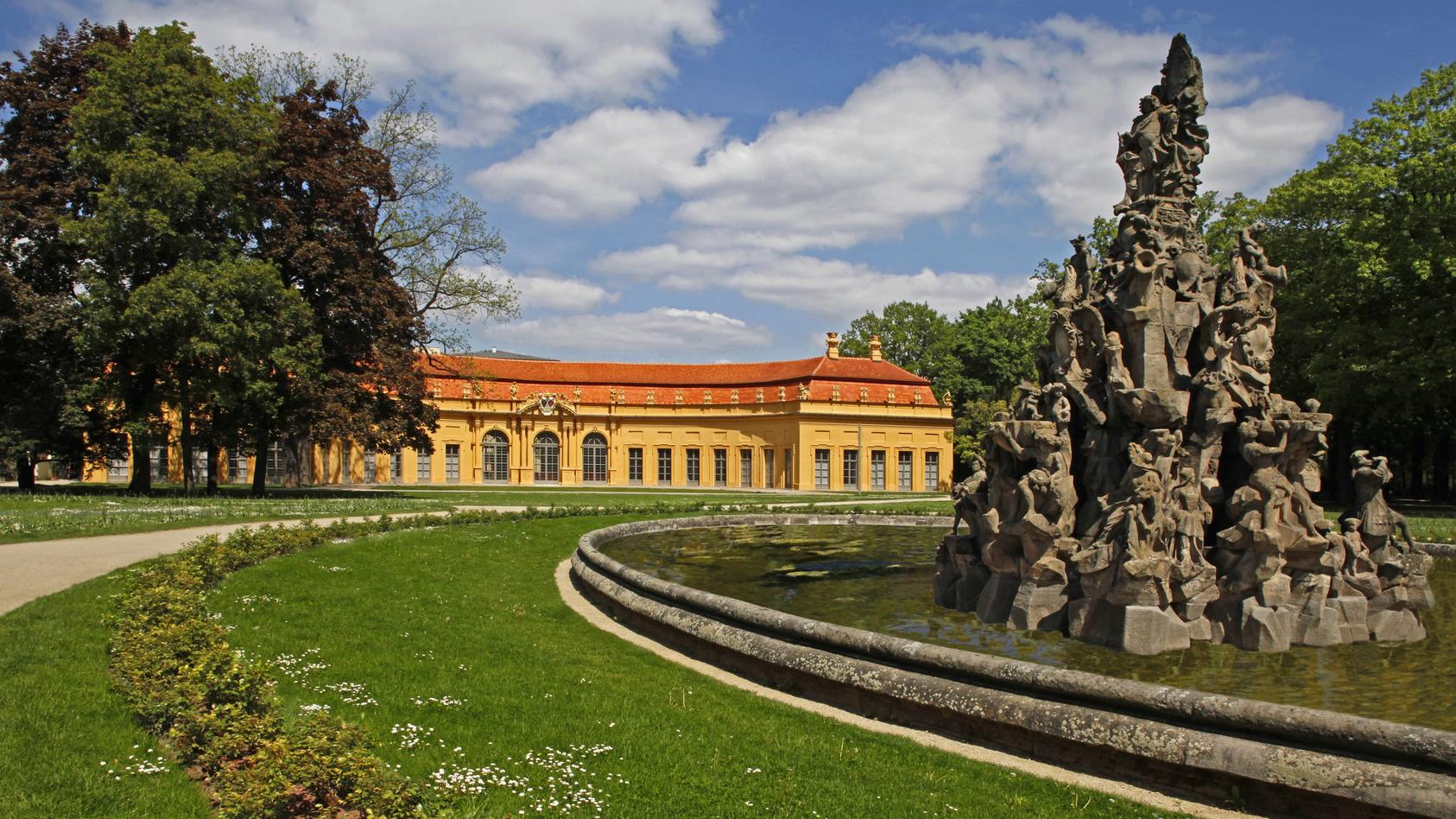 Schlossgarten, Hugenottenbrunnen, Orangerie, Erlangen, Bayern, Deutschland