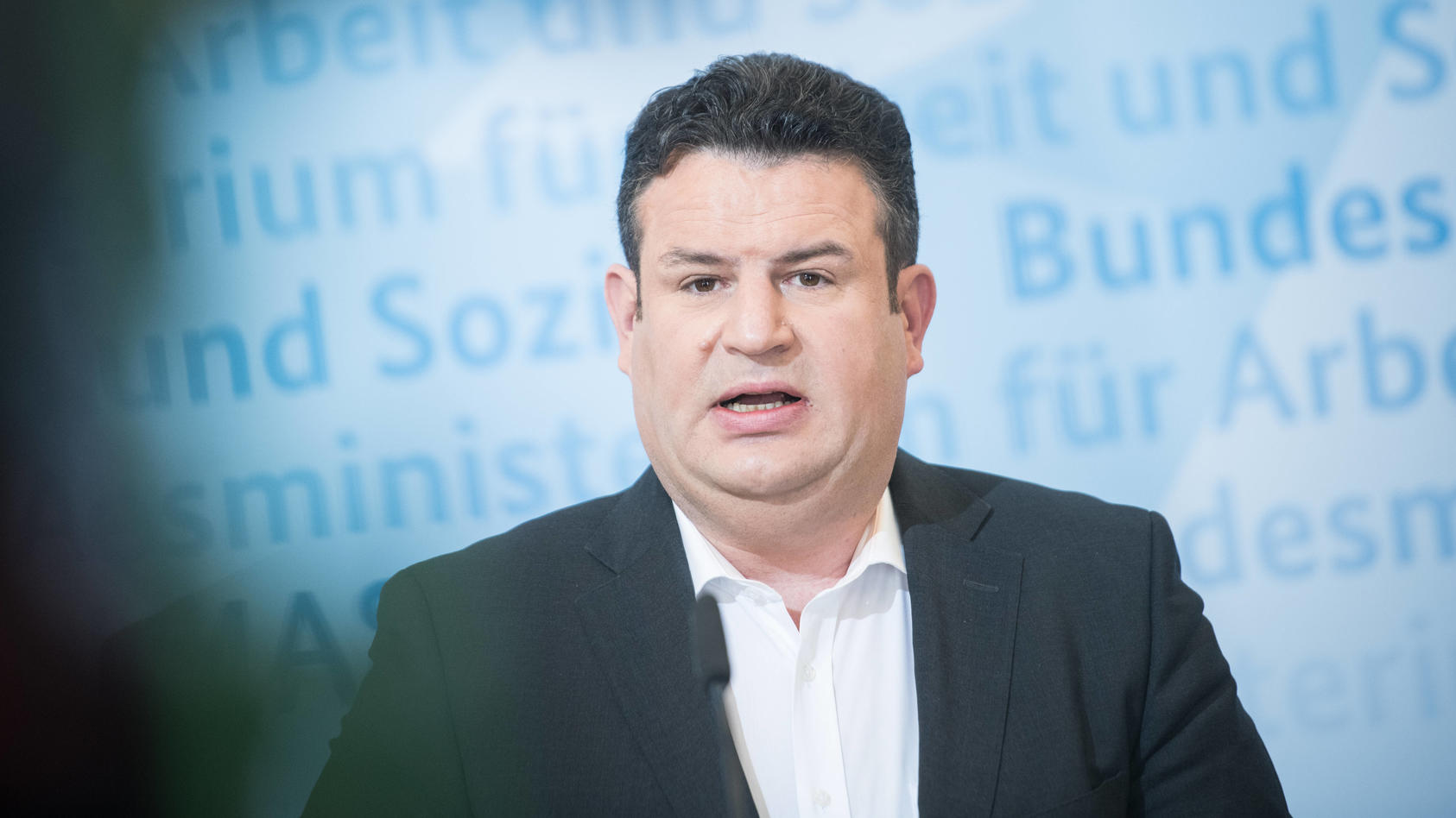 Bundesarbeitsminister Hubertus Heil (SPD) baut auf  die konsequente Anwendung bereits beschlossener Maßnahmen.